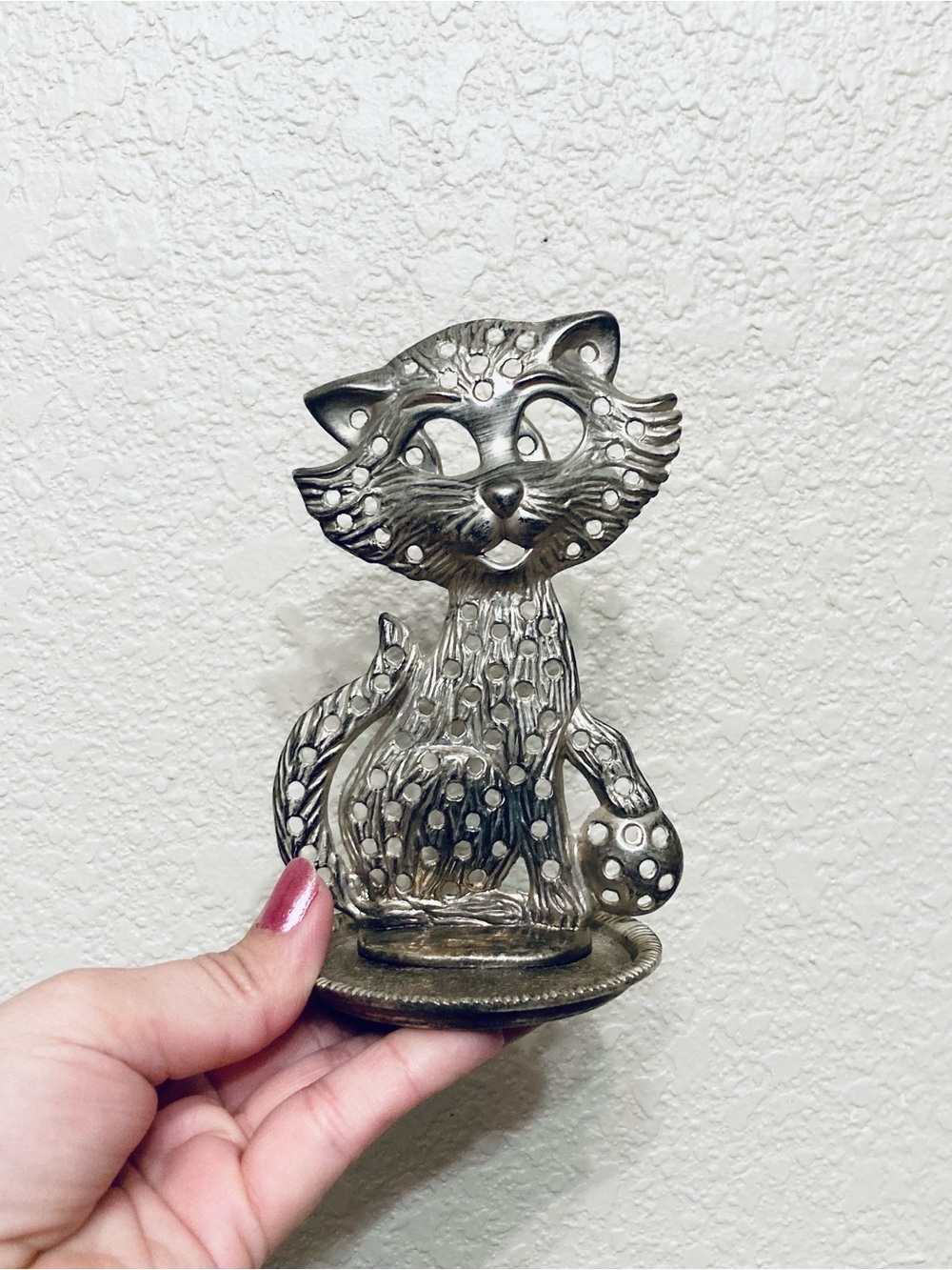 Vtg Silver Plated  Cat Kitty Earing Holder Vanity Trinket Ring Dish Kitschy